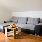 Apartament Deak