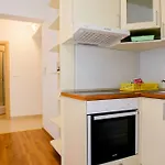 Deak Apartament *