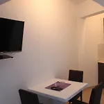 Deak * Janjina