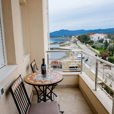 Apartman Deak Janjina