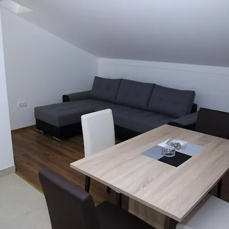 Apartman Deak Janjina